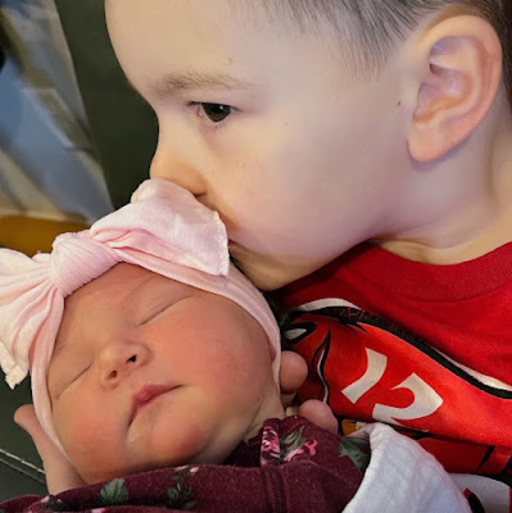 Meet your Posher, Joy